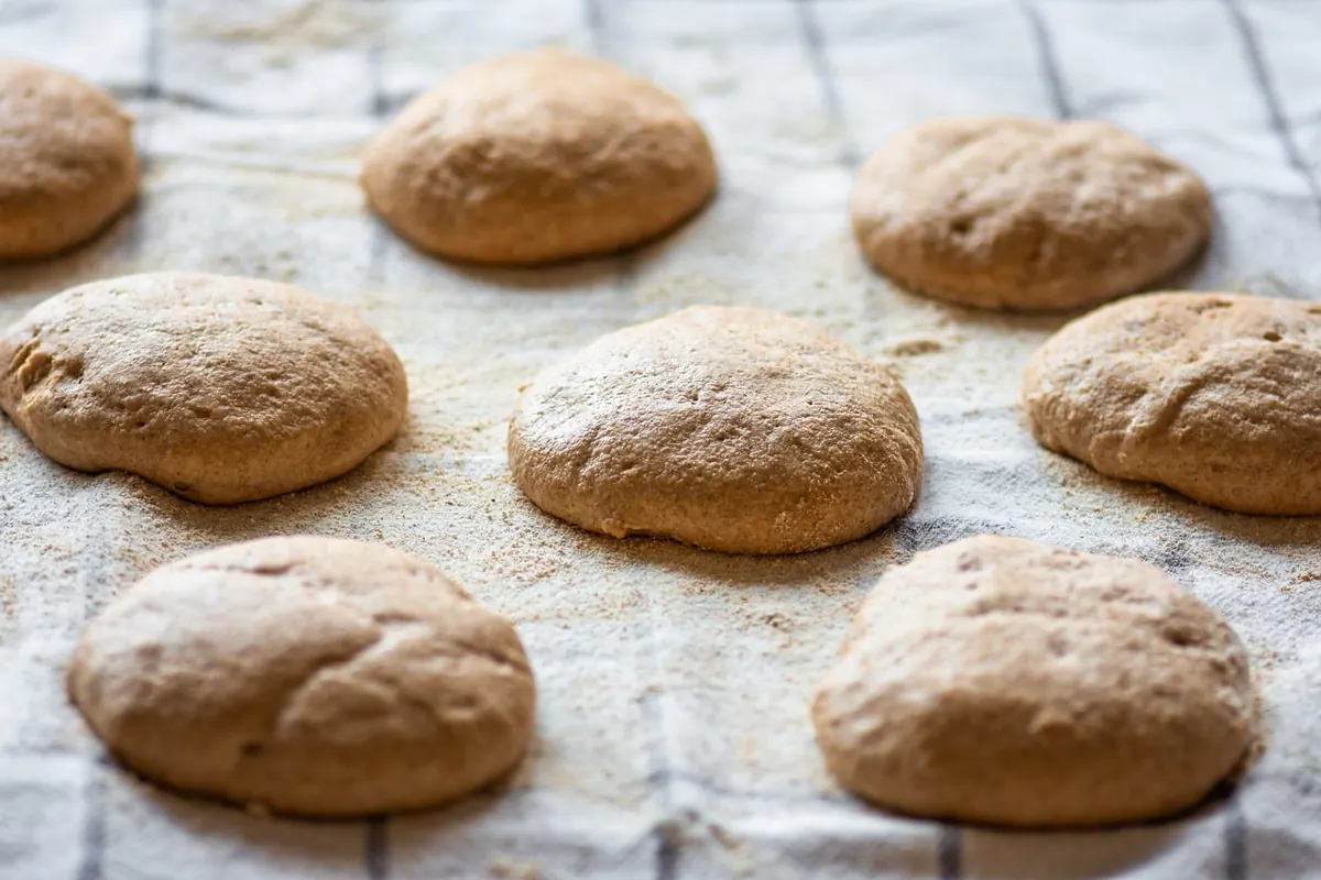 Beginner's Guide to Scone Dough: 5 Textures to Recognize Before Baking